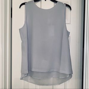 ✨NWT lilac sleeveless blouse✨